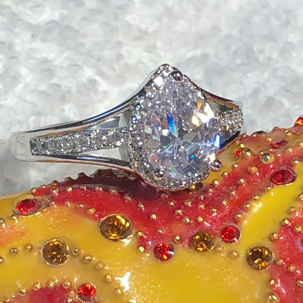 Ladies pear shaped evening ring in sterling
